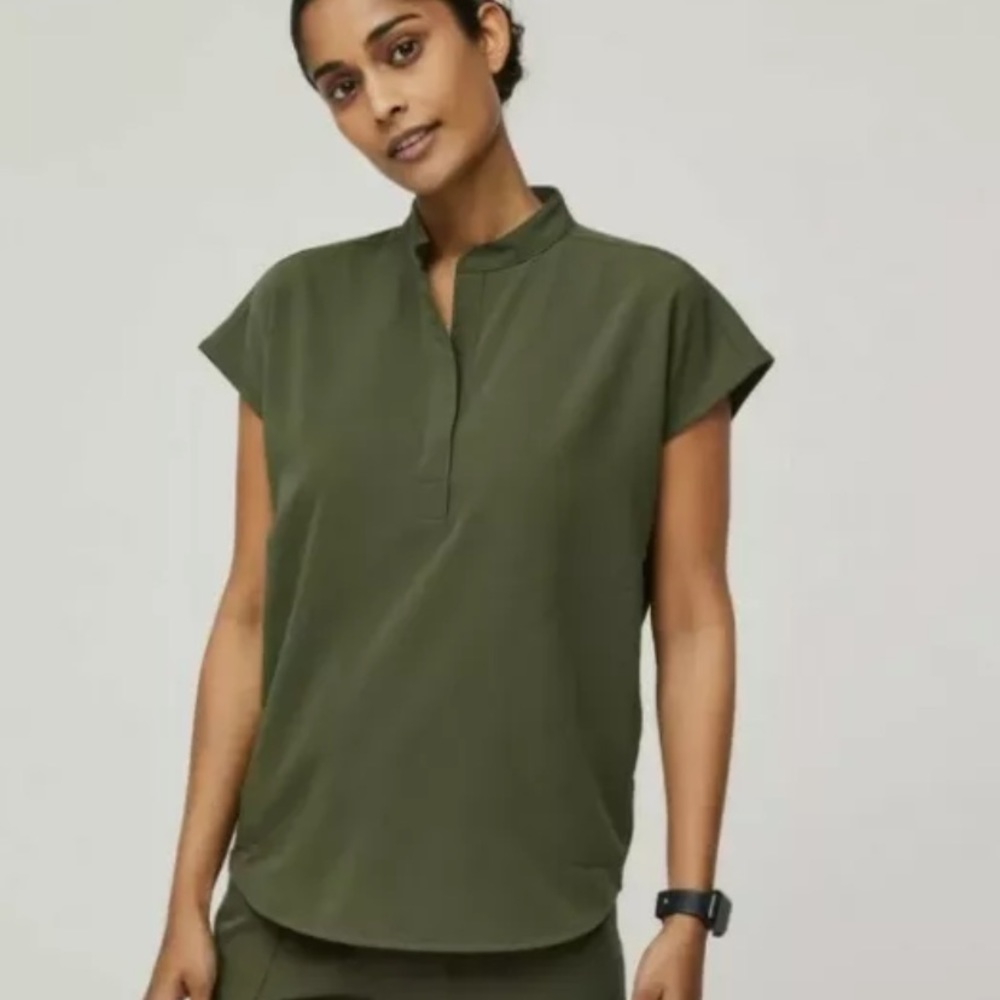 Figs Rafaela top XS in limited color Dark Olive 🫒 (NOT olive martini)